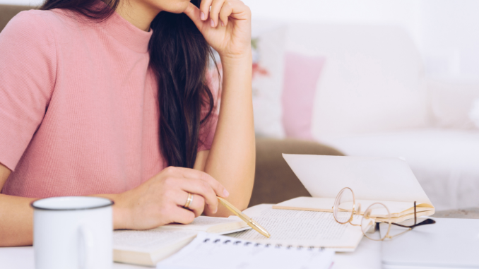 50 Side Business Ideas You Can Start While Working Full-Time