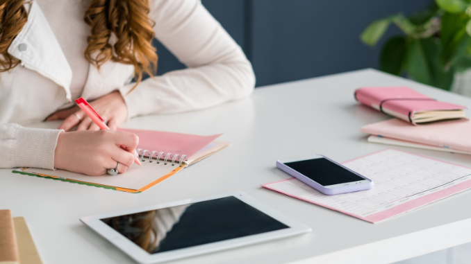 3. Email Marketing_ Build Your Subscriber Base Early - digital marketing ideas for side hustlers