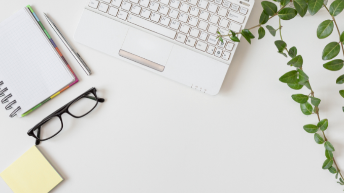 Leveraging Corporate Skills for Your Side Hustle